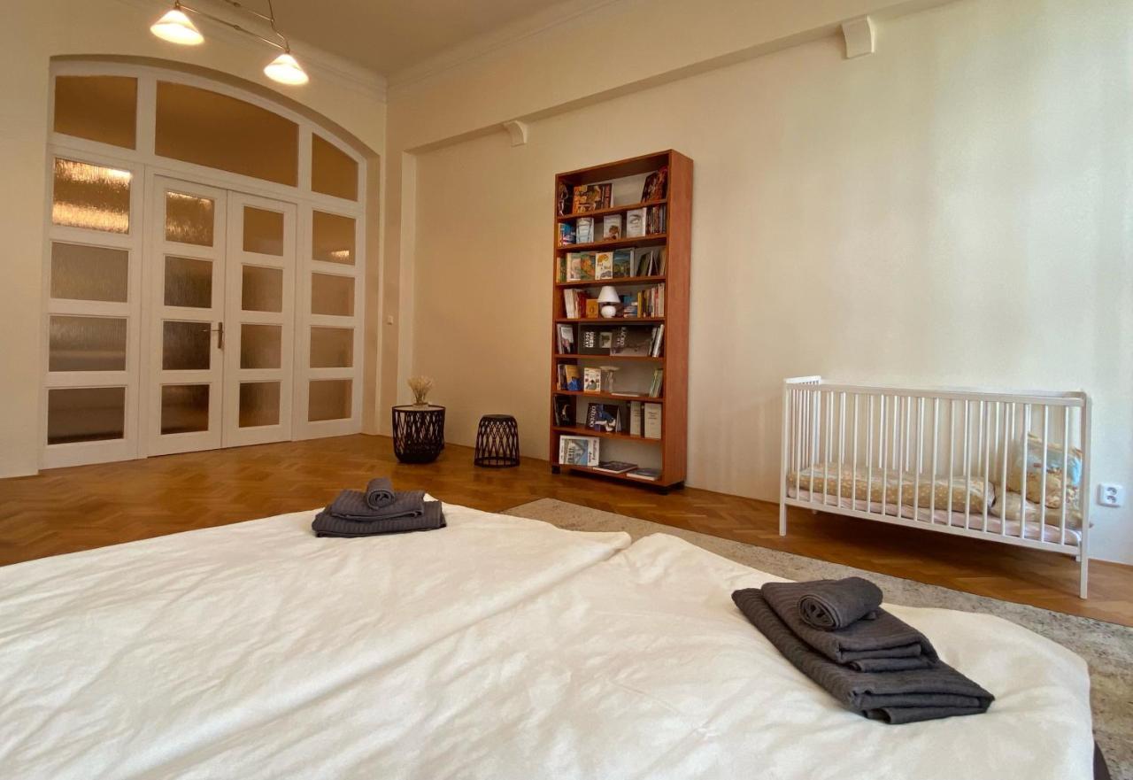 Luxury Vincents Apartments Кошице Екстер'єр фото