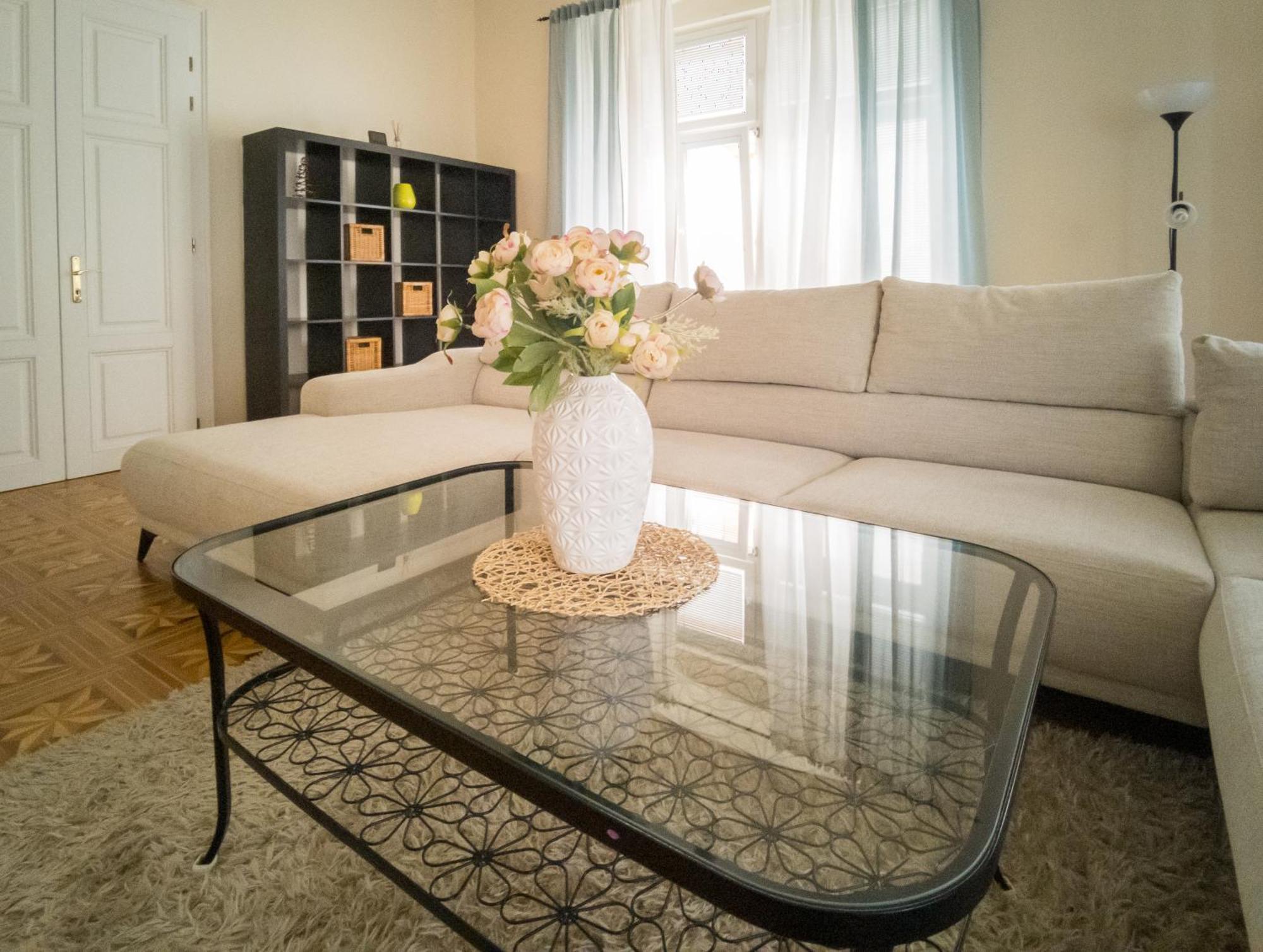 Luxury Vincents Apartments Кошице Екстер'єр фото