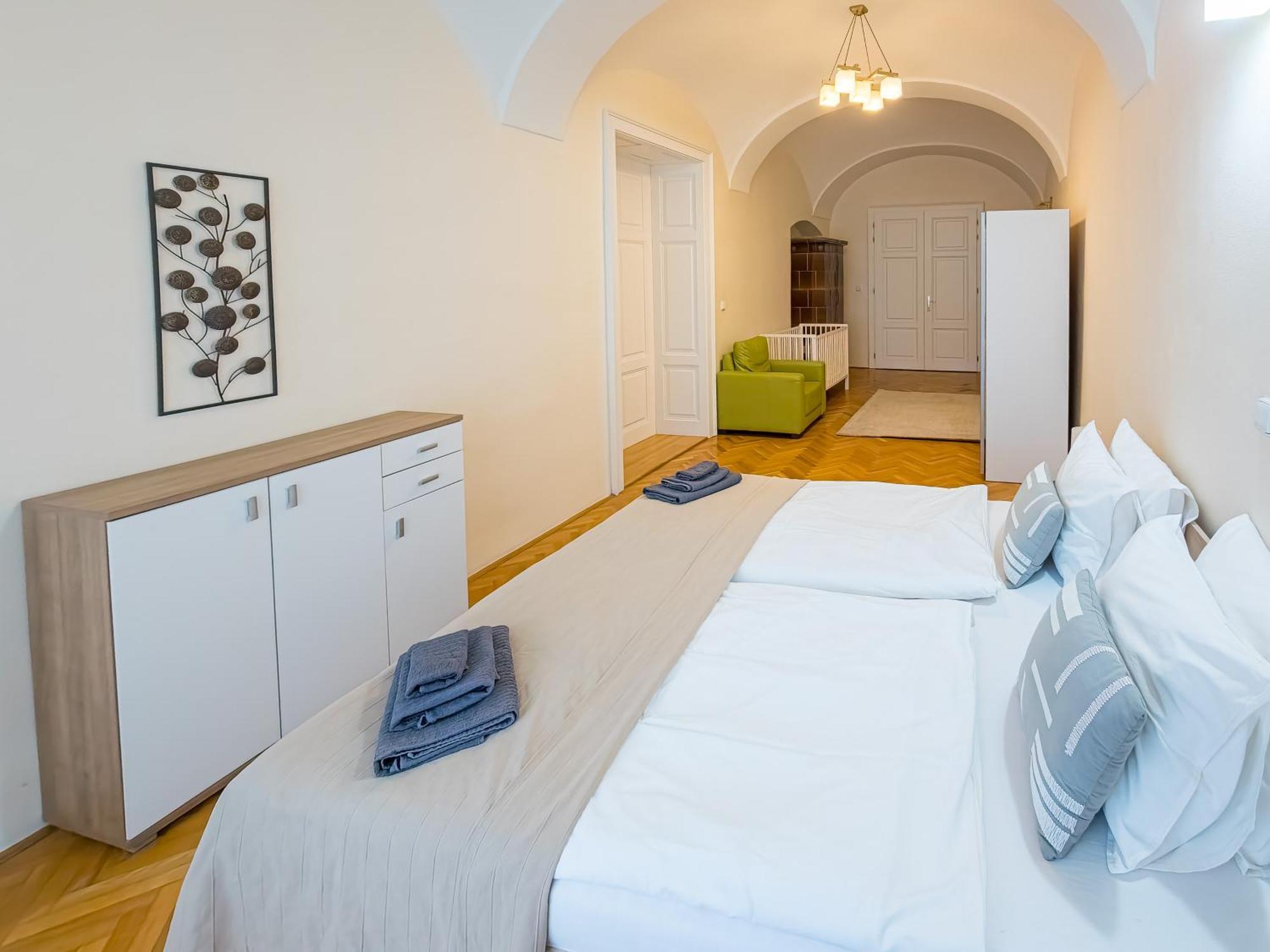 Luxury Vincents Apartments Кошице Екстер'єр фото
